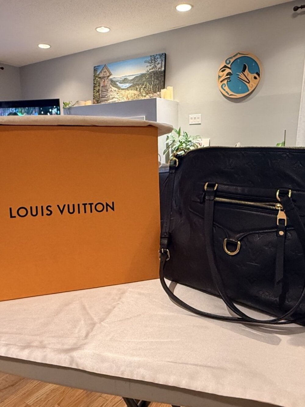 AUTHENTIC Louis Vuitton Empreinte Lumineuse GM – Excellent Condition